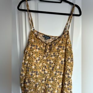 Spruced Up Summer Sleeveless Top in Yellow Floral 2X